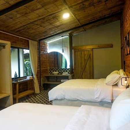 Pacha Eco Lodge Glamping & Hotel Archidona ภายนอก รูปภาพ